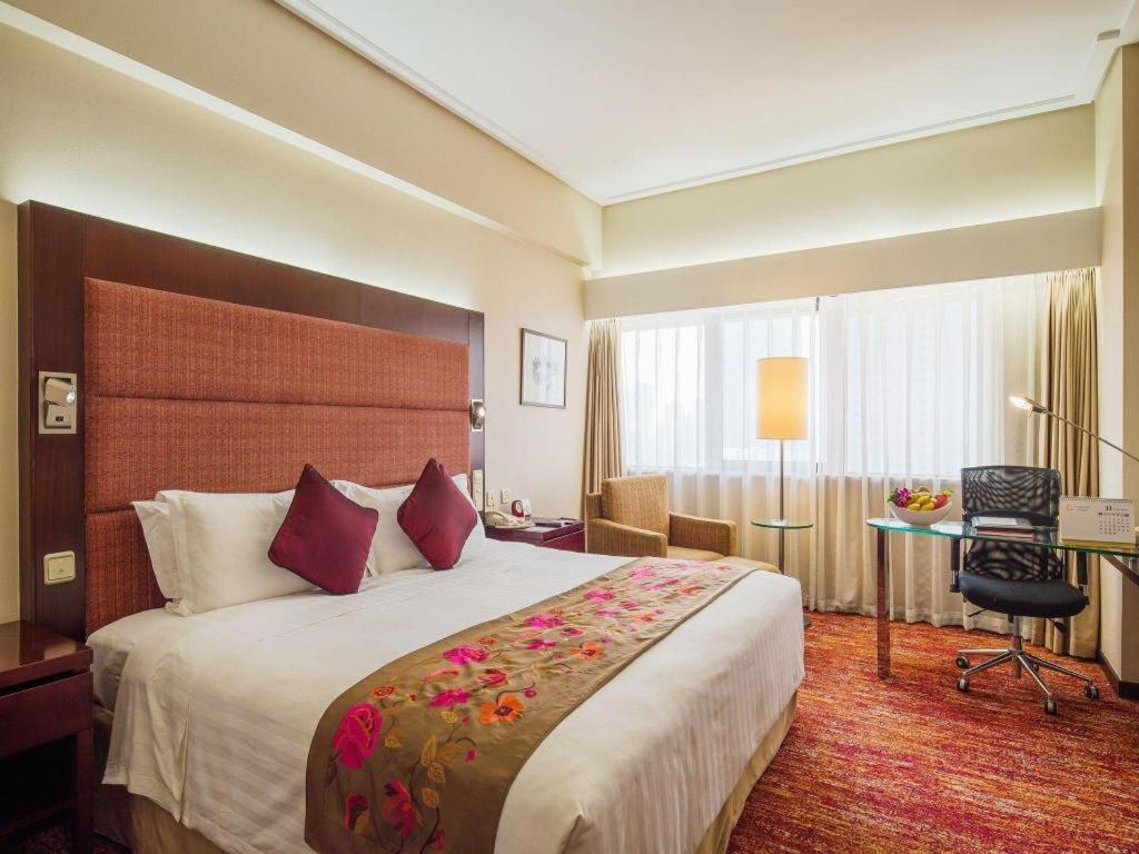 Dalian Grand Continent International Hotel Exterior foto