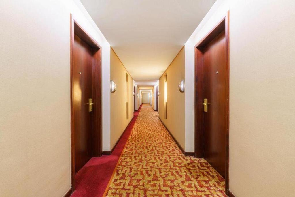 Dalian Grand Continent International Hotel Exterior foto